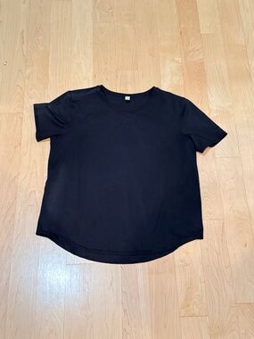 Lululemon mesh running shirt size 10
